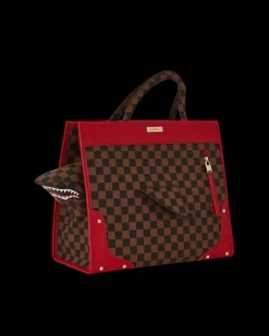 ALL OR NOTHING SHARKS IN PARIS TOTE