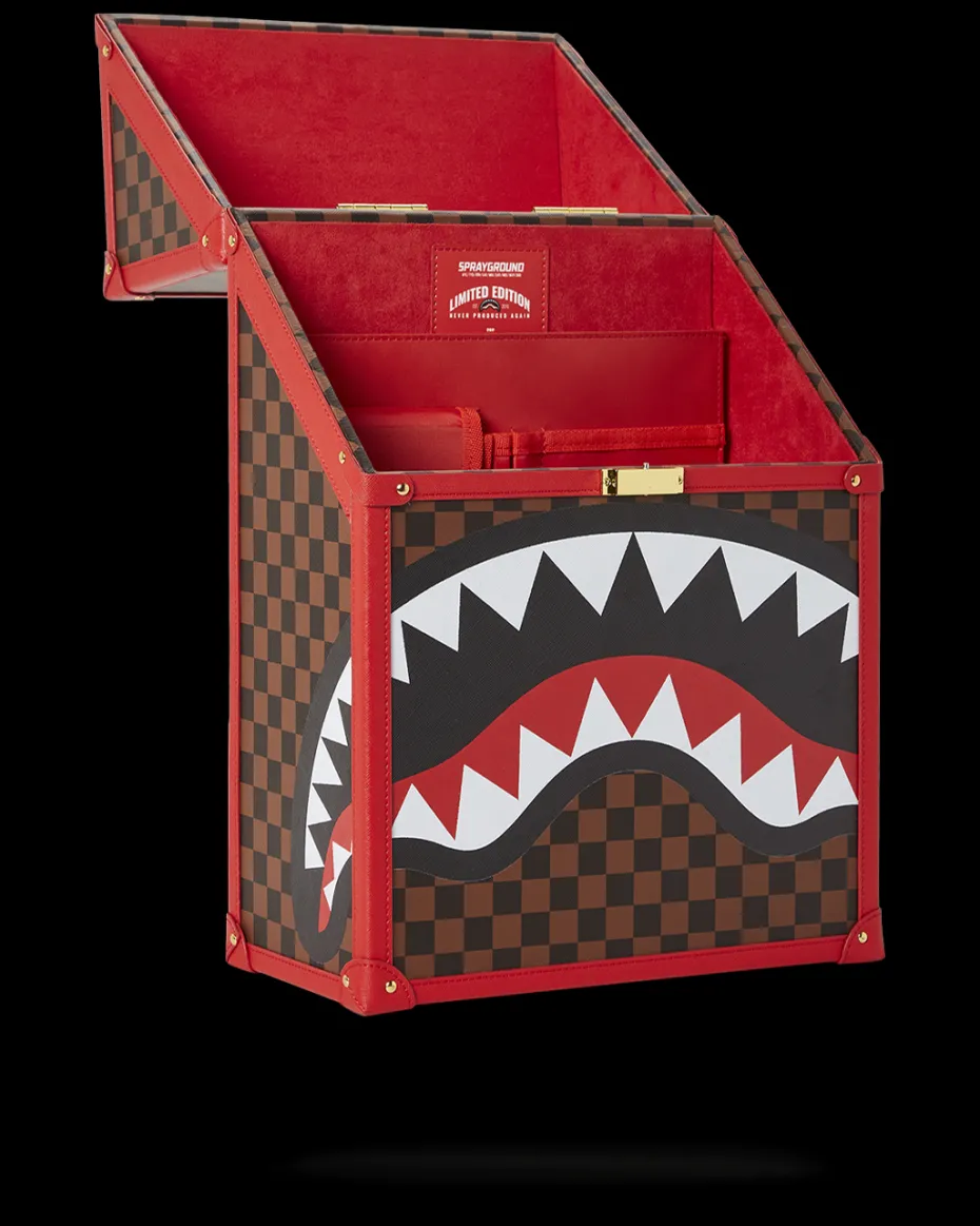 ALL OR NOTHING SHARKS IN PARIS CHATURANGA SHARK 1900 BACKPACK