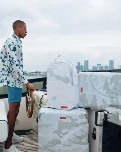 3AM LE BLANC SHARKNAUTICS HARDSHELL FULL-SIZE LUGGAGE