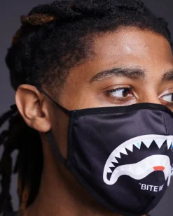 BITE ME SHARK (BLK) POLYESTER FACE MASK
