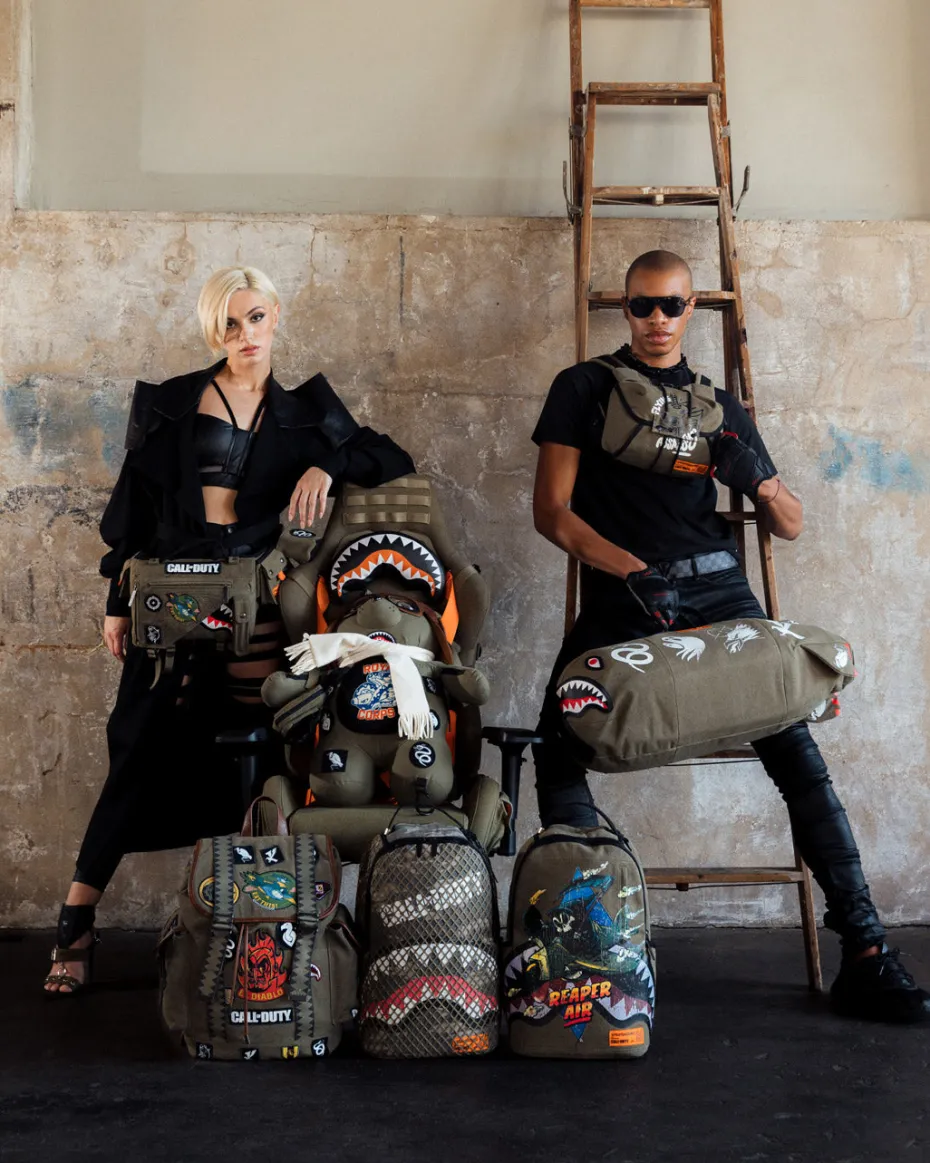 CALL OF DUTY FLYING ASSASSINS PARACHUTE CHESTPACK