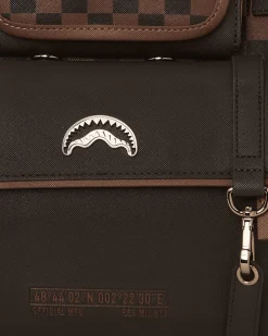 CHECKMATE ROYALE TOTE