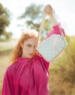 CRÈME DE LA CRÈME BACKPACK SLING