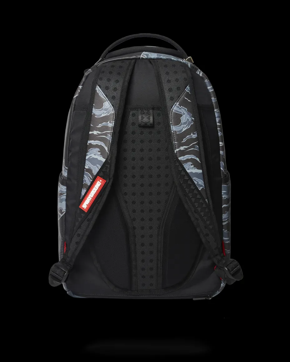 DAZED AND SHARK BACKPACK (DLXV)
