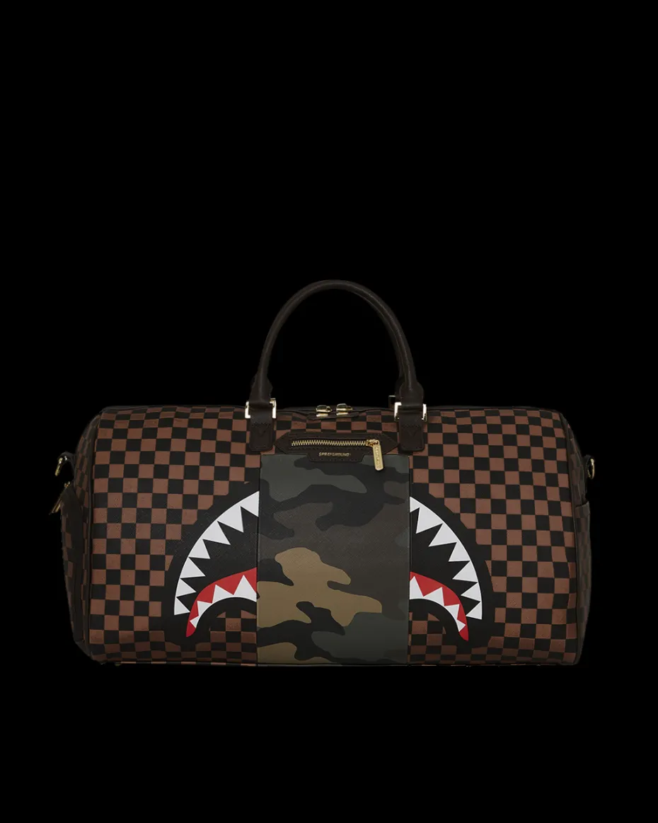 EXTERIOR GOLD ZIP POCKET SHARKS IN PARIS DUFFLE