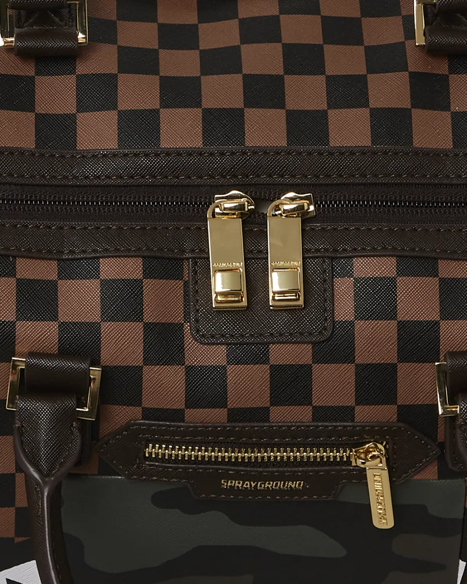 EXTERIOR GOLD ZIP POCKET SHARKS IN PARIS DUFFLE