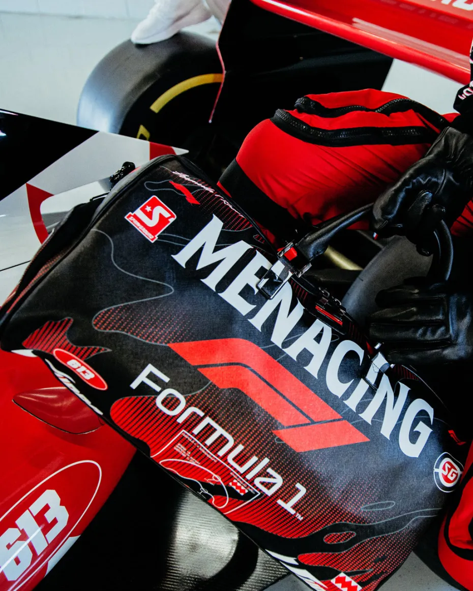 FORMULA 1 MENACING DUFFLE