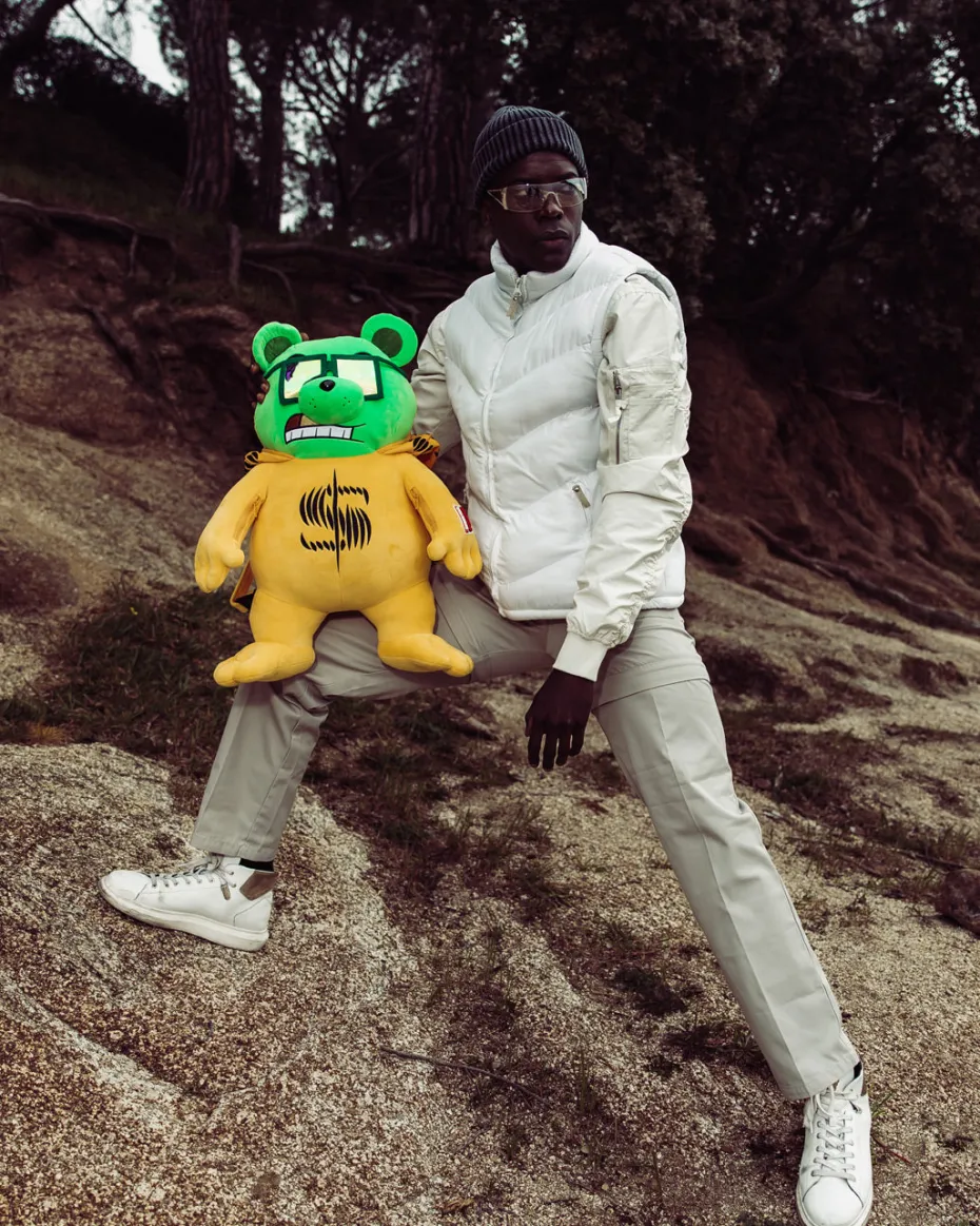 GARFIELD MONEYBEAR SUIT TEDDYBEAR BACKPACK