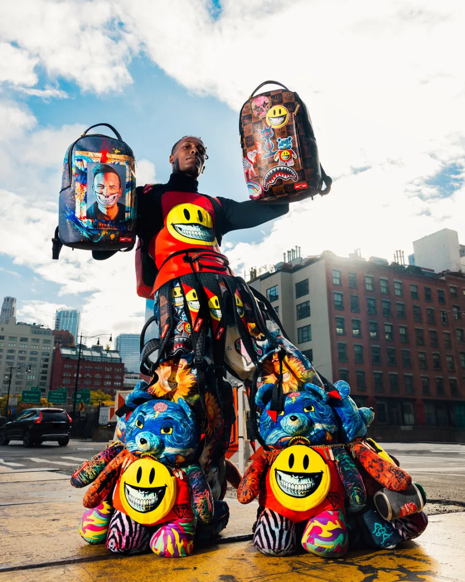 GLOBAL MOGUL POPAGANDA RON ENGLISH EDITION BACKPACK