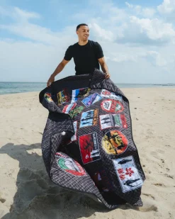 GLOBAL MOGUL UNLIMITED MILES PACKABLE BEACH MAT BLANKET WATER RESISTANT CONVERTIBLE TOTE