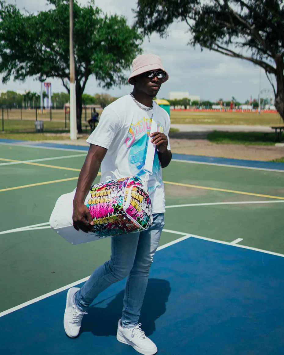 HALF GRAFF DUFFLE