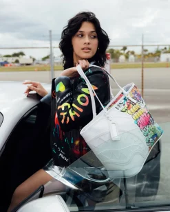 HALF GRAFF TOTE