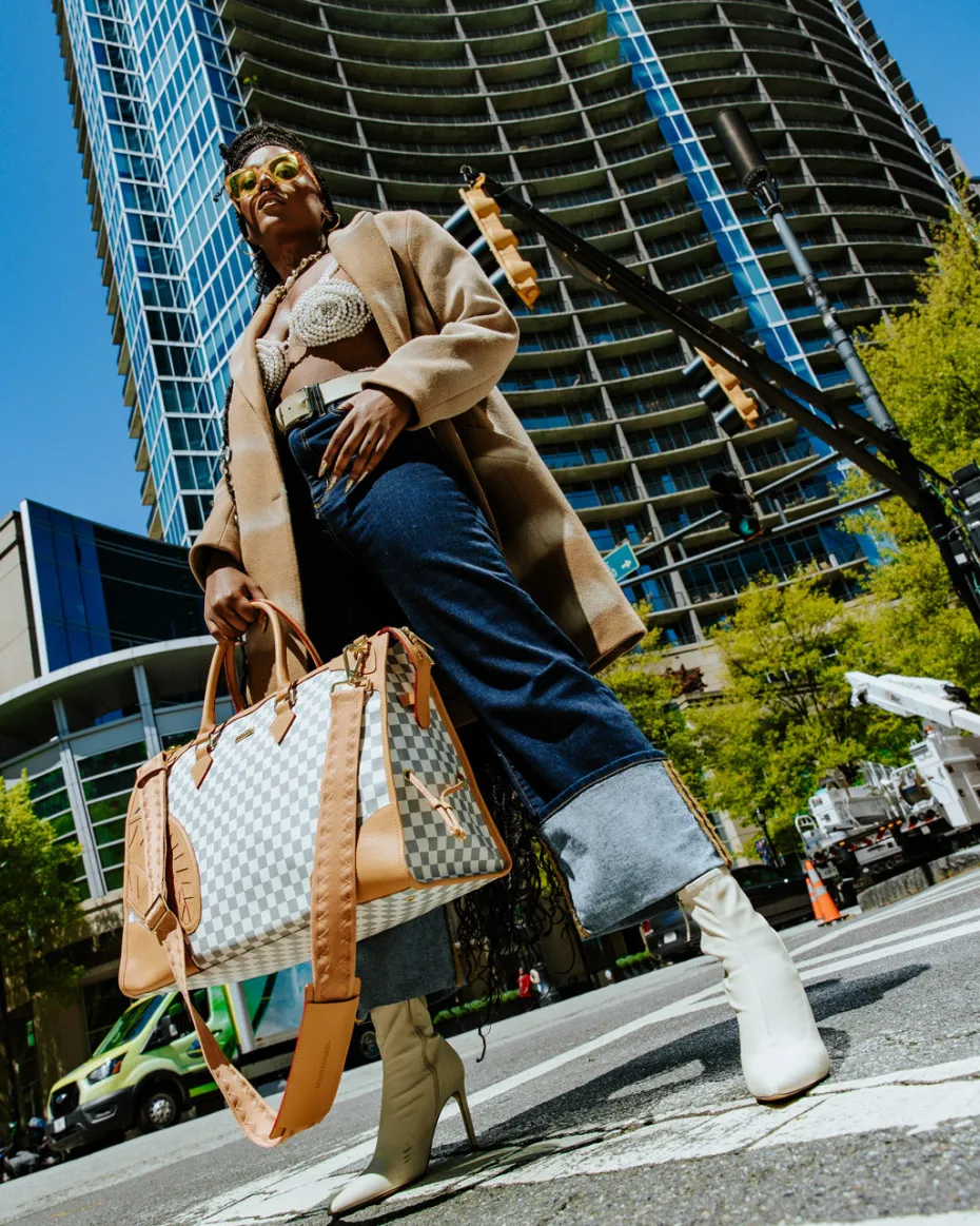 HENNY LATTE PYRAMID DUFFLE