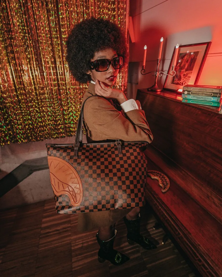 HENNY TOTE