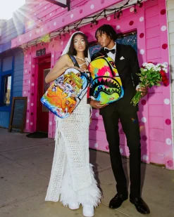 NOAH'S SH-ARK-MOUTH DLXSR BACKPACK