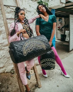 NOIR QUILT GOLD CHAIN SHARK DUFFLE