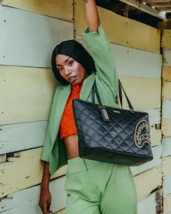 NOIR QUILT GOLD CHAIN SHARK TOTE