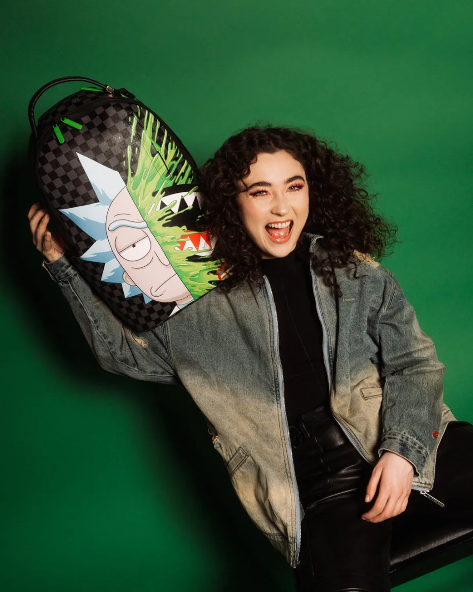 RICK & MORTY MERGE DIVERGE DLXSR BACKPACK