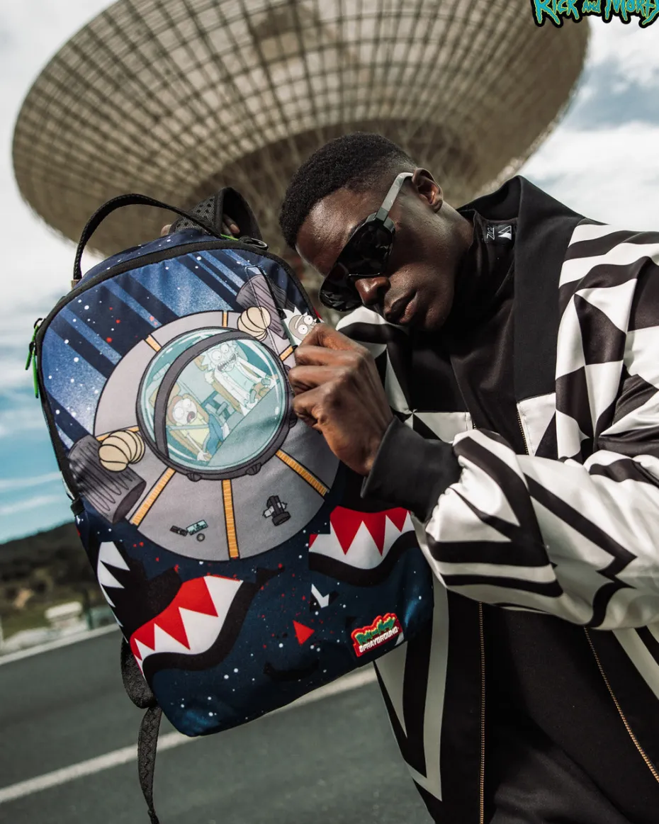 RICK & MORTY OOPS BACKPACK