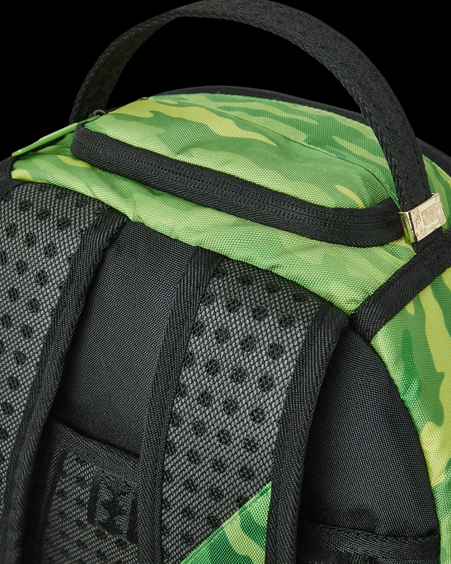 RICK & MORTY PORTAL SHARK BACKPACK