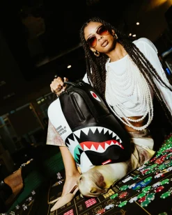SHARK CENTRAL REFLEX DLXSV BACKPACK