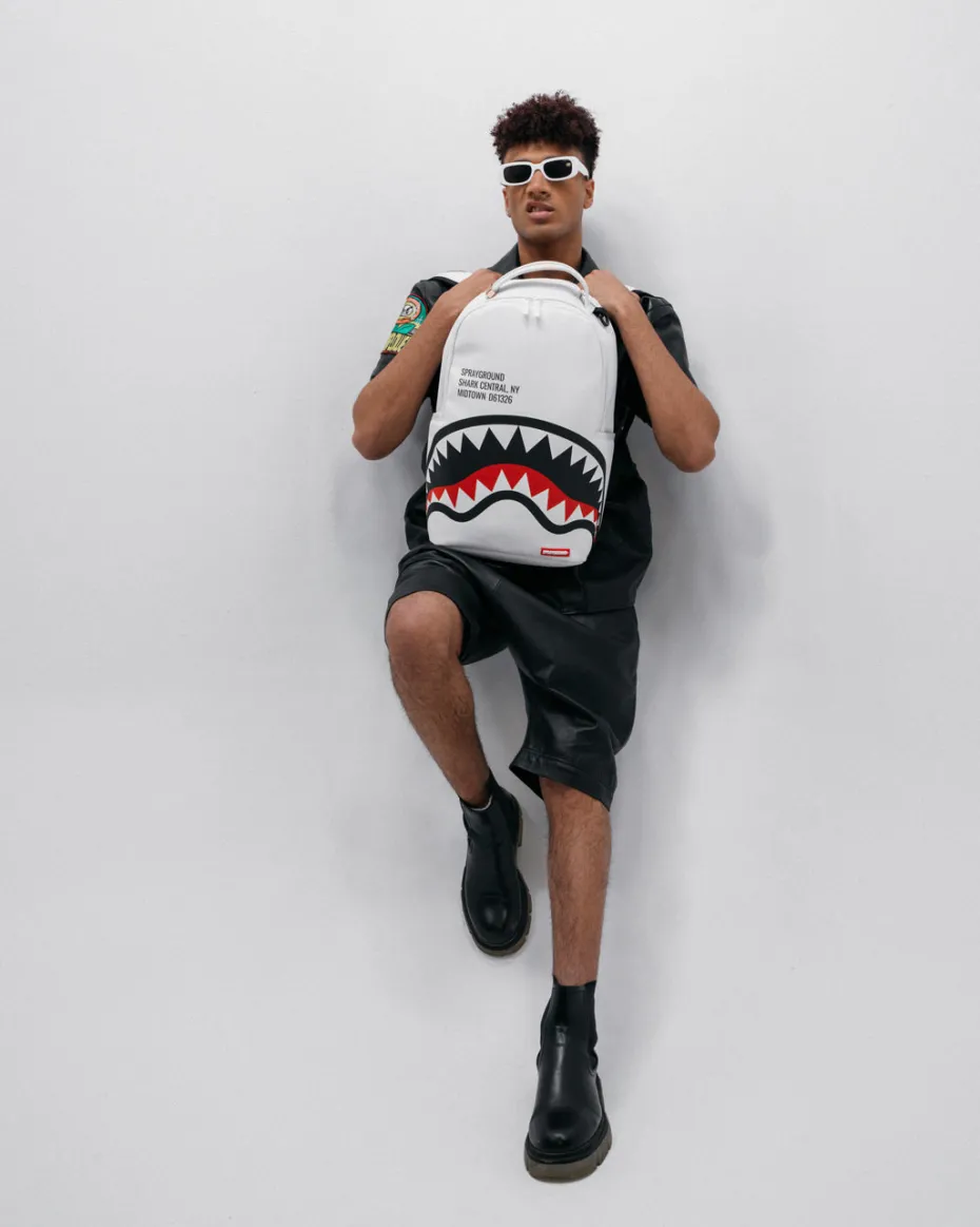 SHARK CENTRAL (WHT) BACKPACK (DLXV)