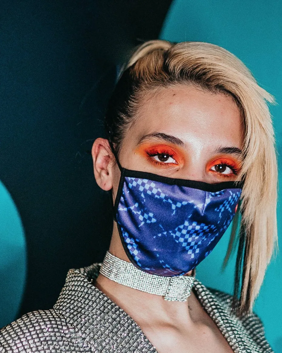 SHARK CHECK (BLUE) FACE MASK