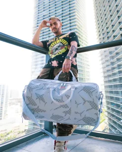 SHARK CHECK (WHITE) DUFFLE