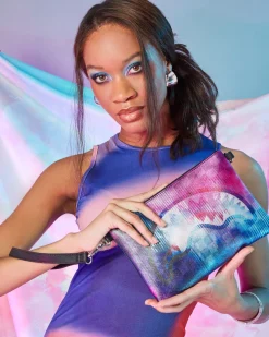 SHARKCLUB ELECTRONICA CROSSOVER CLUTCH
