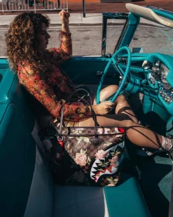 SHARKFLOWER TOTE