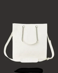 SHARKS OF THE WORLD TOTE