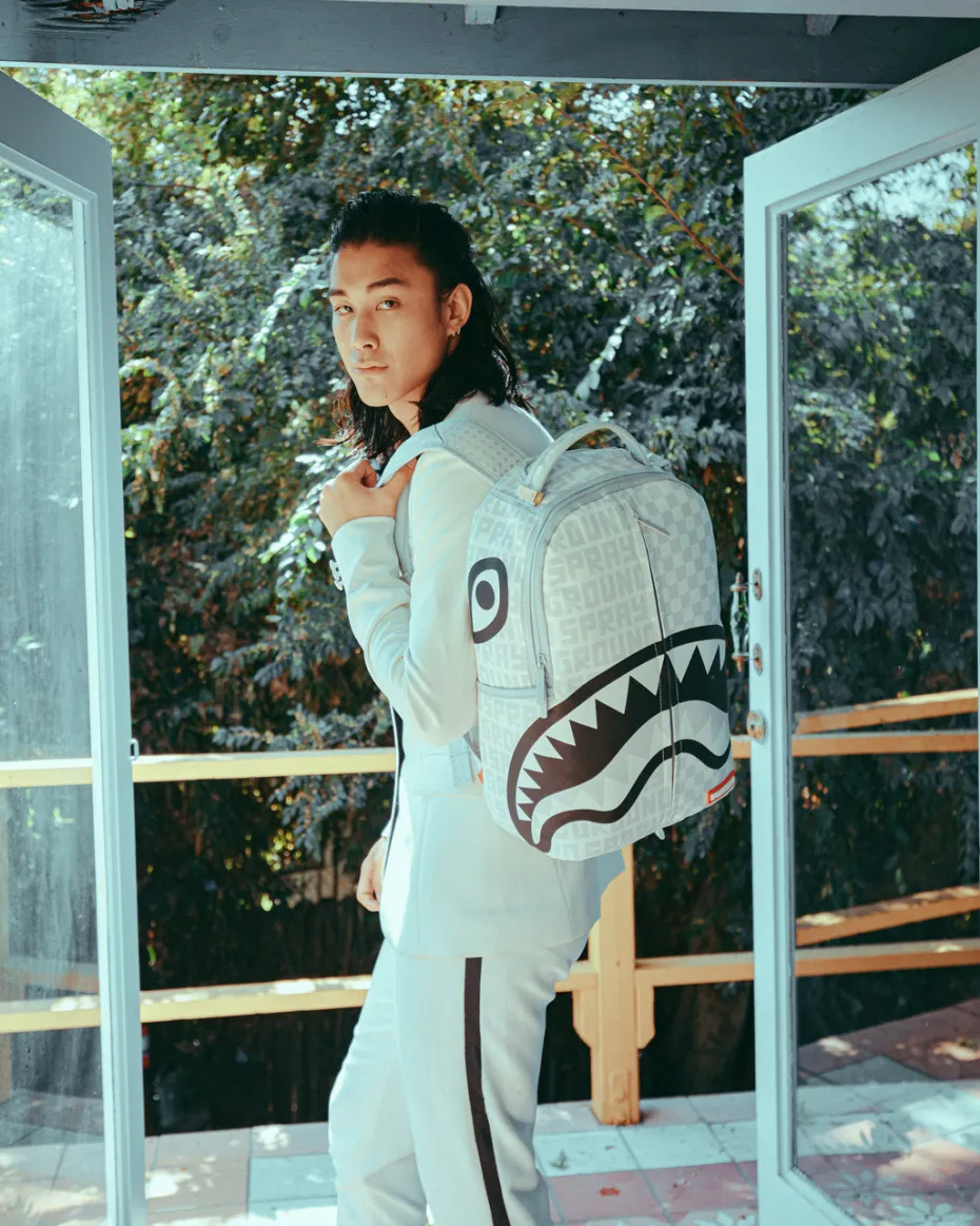 SPLIT THE CHECK (PEARL) BACKPACK (DLXV)