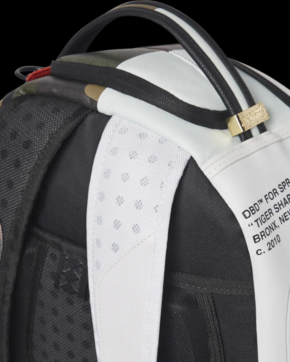 SPLIT WEIRD BACKPACK (DLXV)