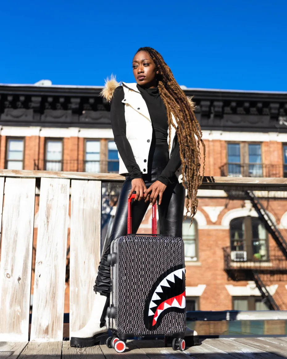 SPRAYGATTI REVV SHARKNAUTICS HARDSHELL CARRY-ON LUGGAGE