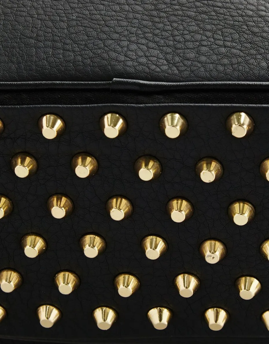 STUDDED SAVAGE