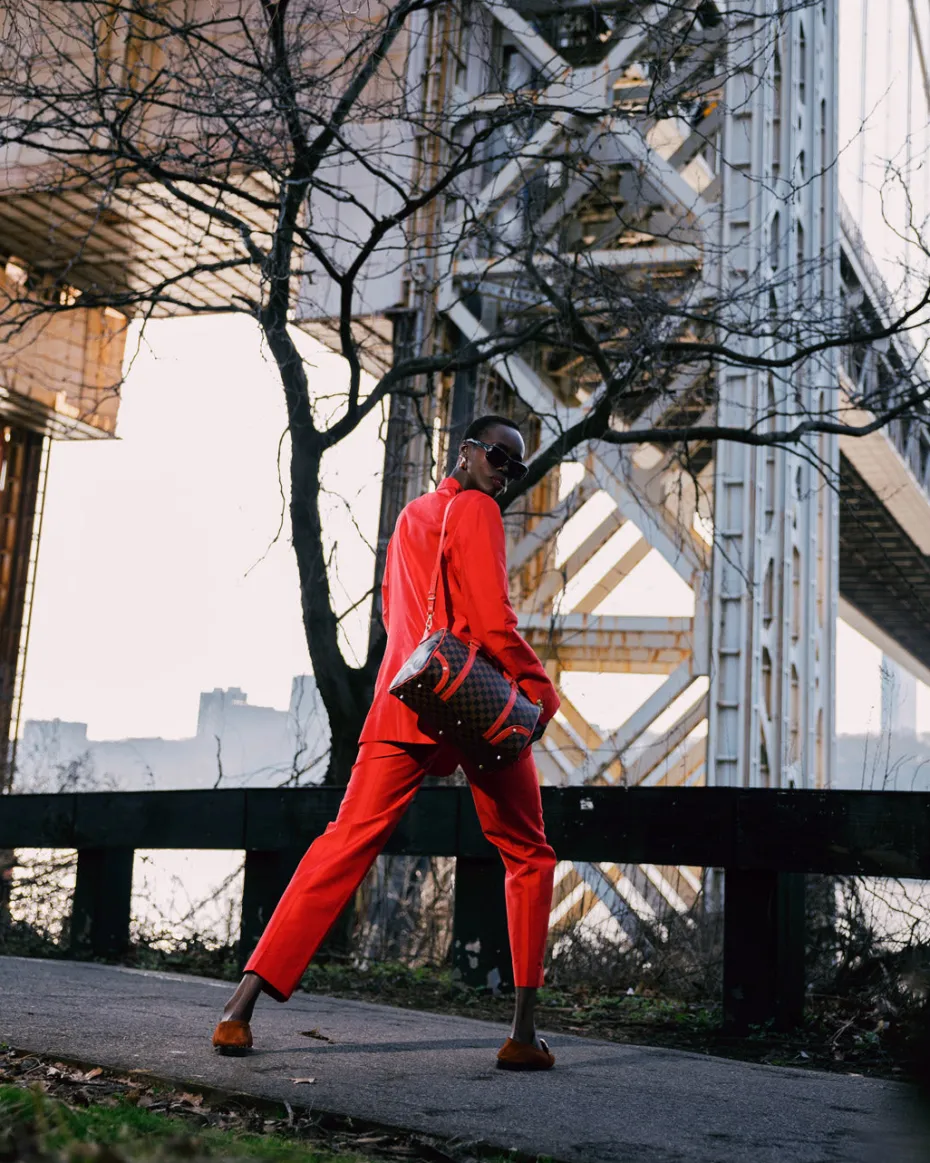 TAKEOVER THE THRONE MINI DUFFLE