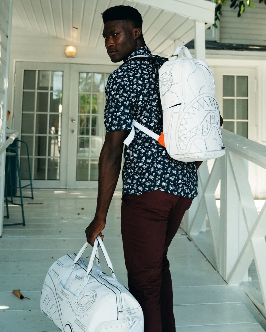 TECHNICAL CUT & SHARK DUFFLE