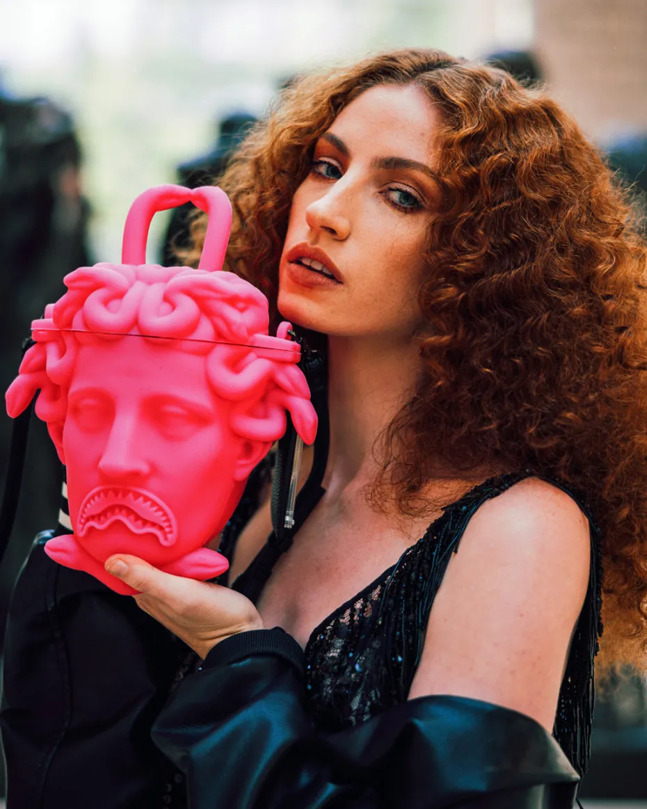 THE MET CANOVA MEDUSA HANDBAG (PINK)