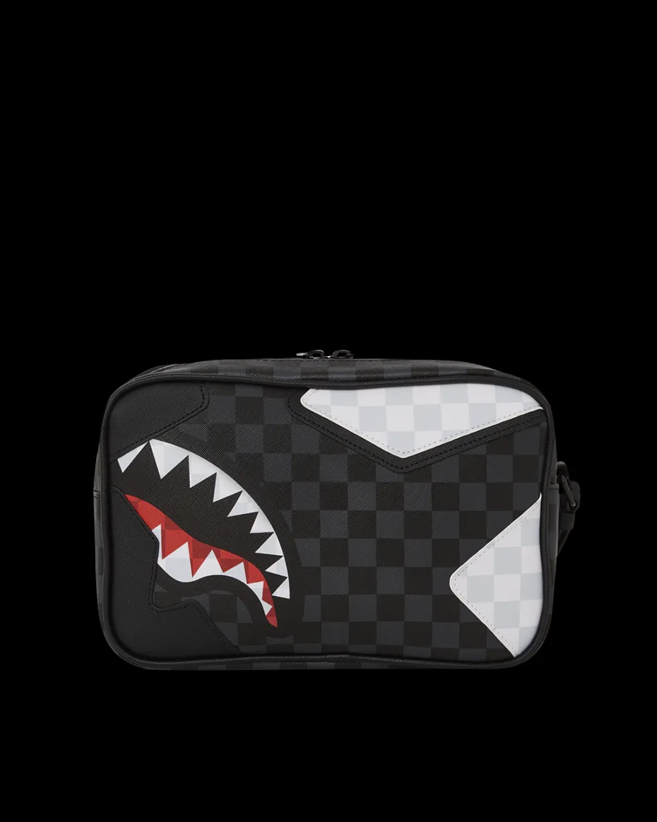TRIPLE DECKER HEIR TO THE THRONE TOILETRY BAG