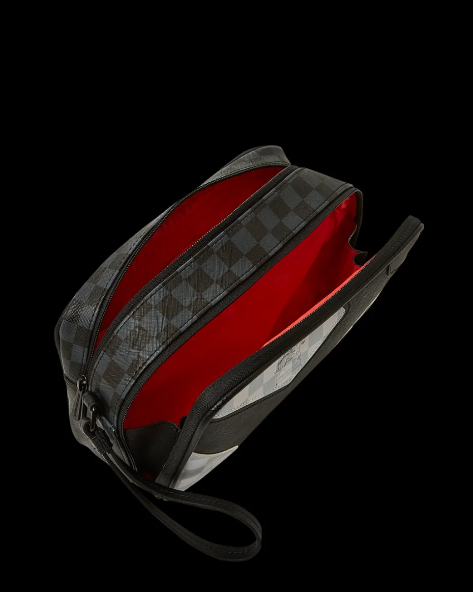 TRIPLE DECKER HEIR TO THE THRONE TOILETRY BAG
