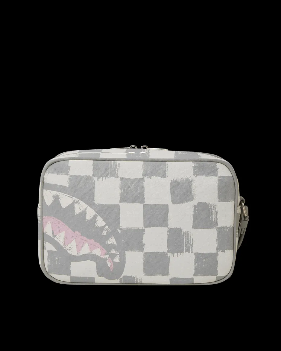 VANQUISH CREAM TOILETRY BAG