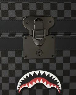 VANQUISH II WARDROBE TRUNK